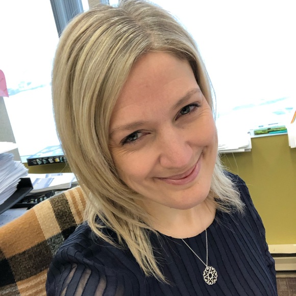 Meet your Posher, Annie - Picture 1 of 1